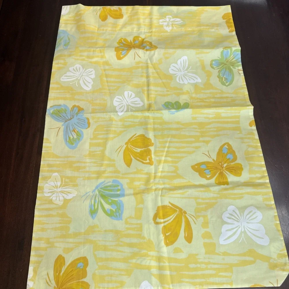 Vintage 60s STANDARD Size Pillowcases Butterflies Yellow Set 2 Spring Mills